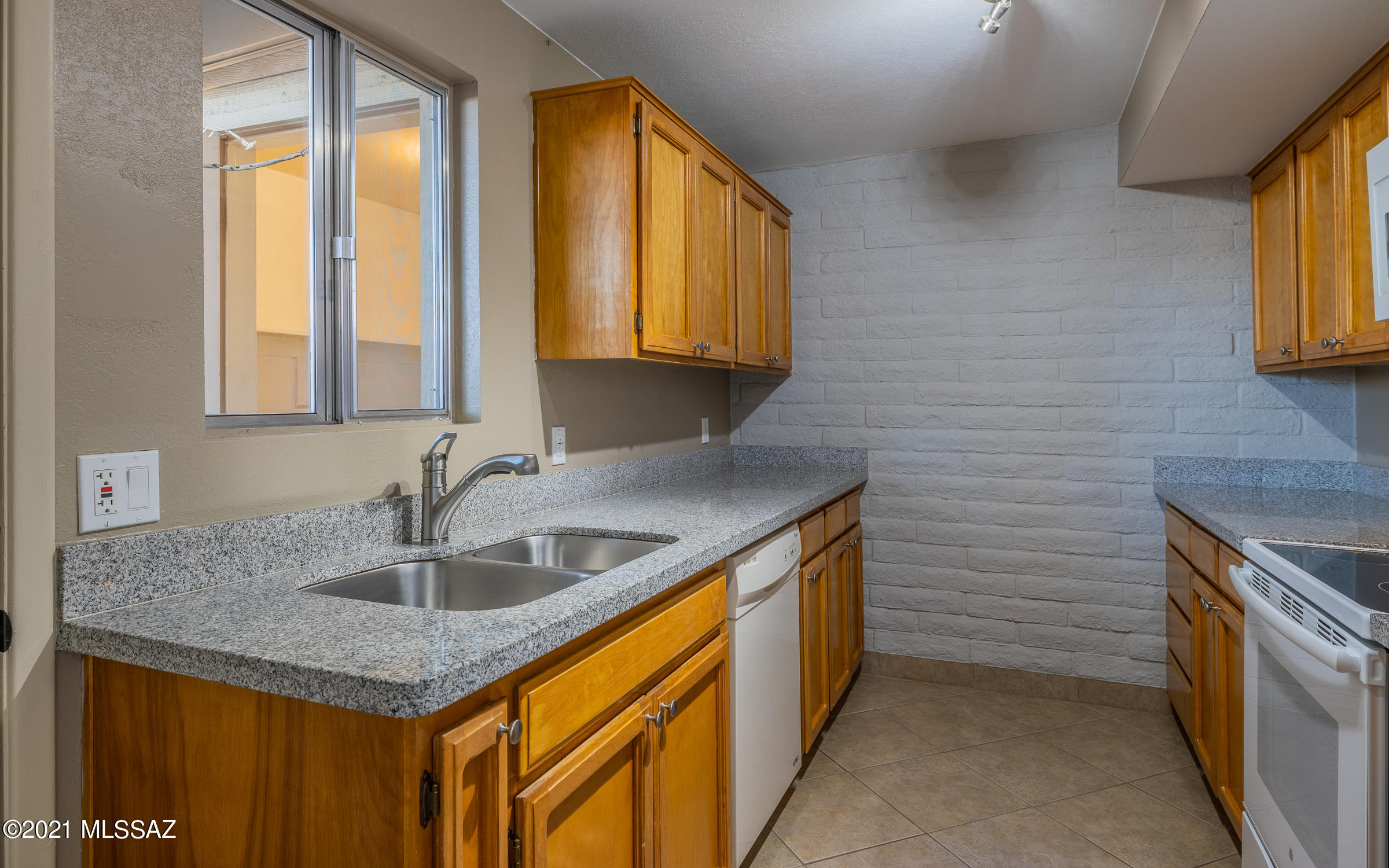 4319 East Allison Road Tucson, AZ 85712 - Photo 10 of 30