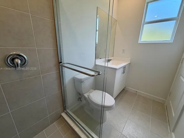 $2,400 | 254 Southeast 10th Court, Unit 254, Florida City, FL 33034