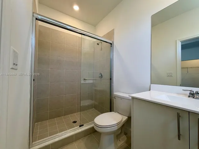 $2,400 | 254 Southeast 10th Court, Unit 254, Florida City, FL 33034