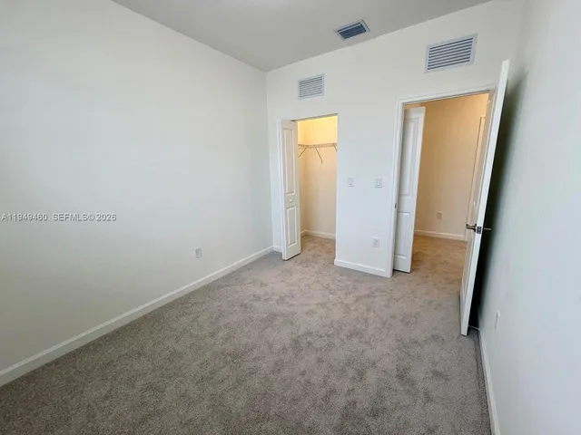 $2,400 | 254 Southeast 10th Court, Unit 254, Florida City, FL 33034