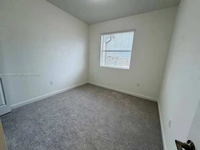 $2,400 | 254 Southeast 10th Court, Unit 254, Florida City, FL 33034