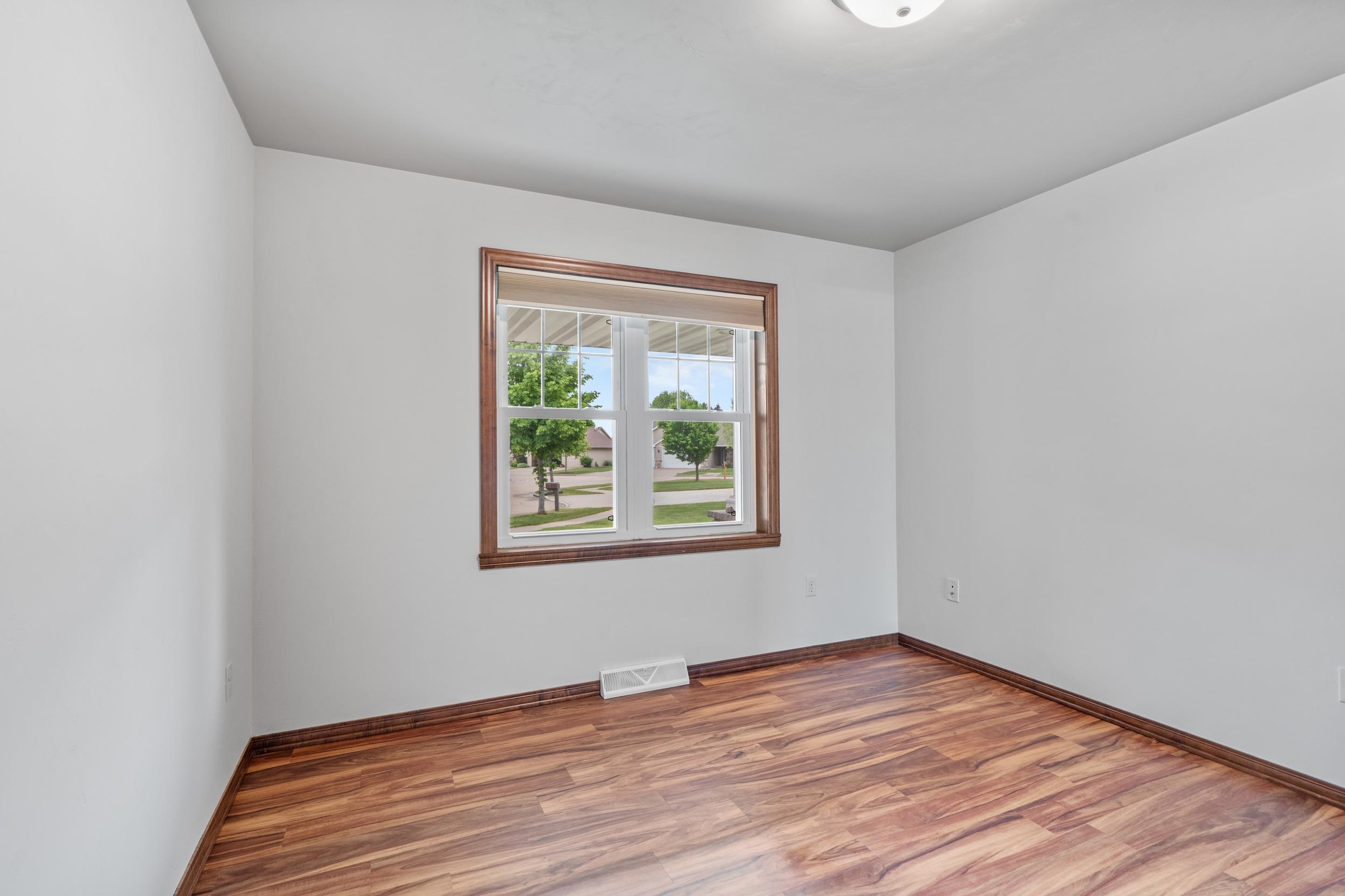 5111 North Gala Court Appleton, WI 54913 - Photo 27 of 43