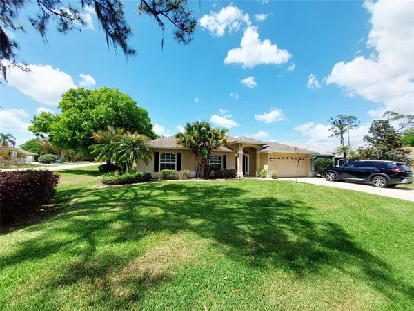 $2,100 | 4031 Santa Barbara Drive, Sebring, FL 33875
