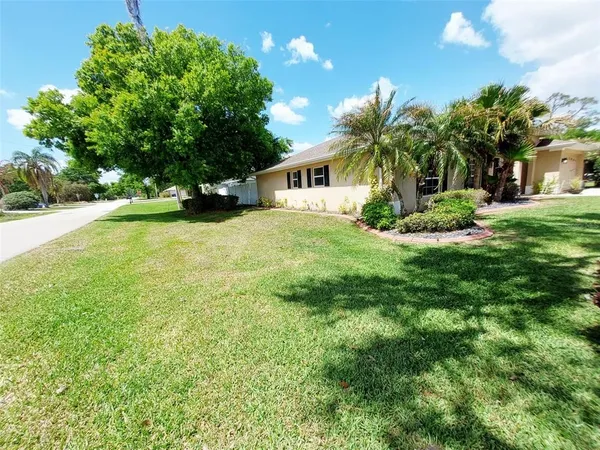 $2,100 | 4031 Santa Barbara Drive, Sebring, FL 33875