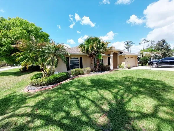 $2,100 | 4031 Santa Barbara Drive, Sebring, FL 33875