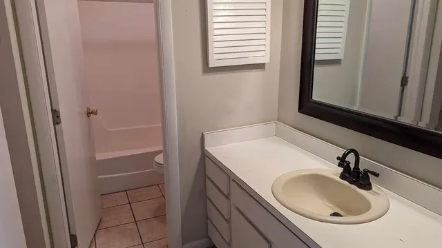 $1,250 | 410 Westwood Drive, Tallahassee, FL 32304