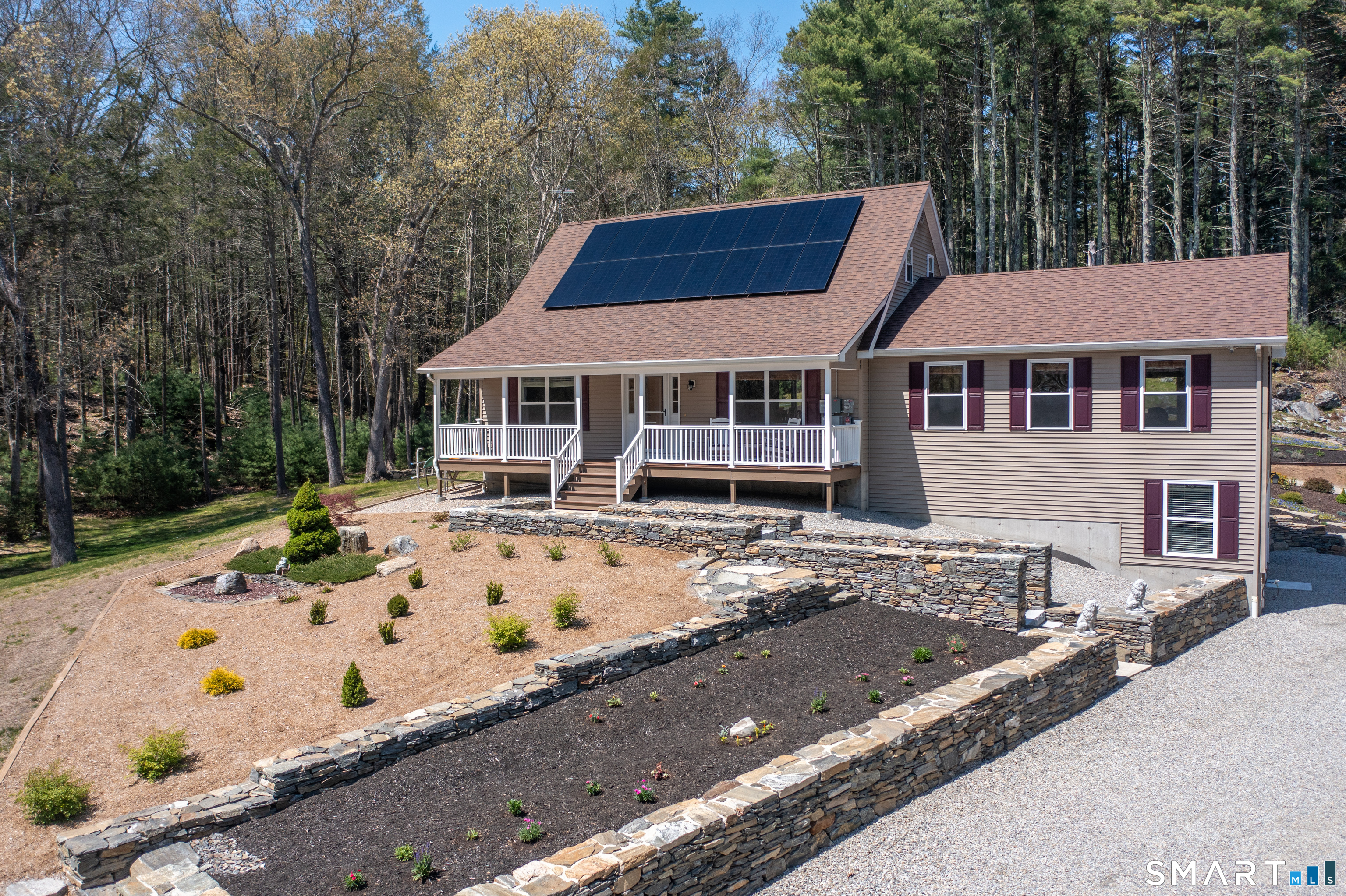 210 Hill Road Thompson, CT 06277 - Photo 4 of 40