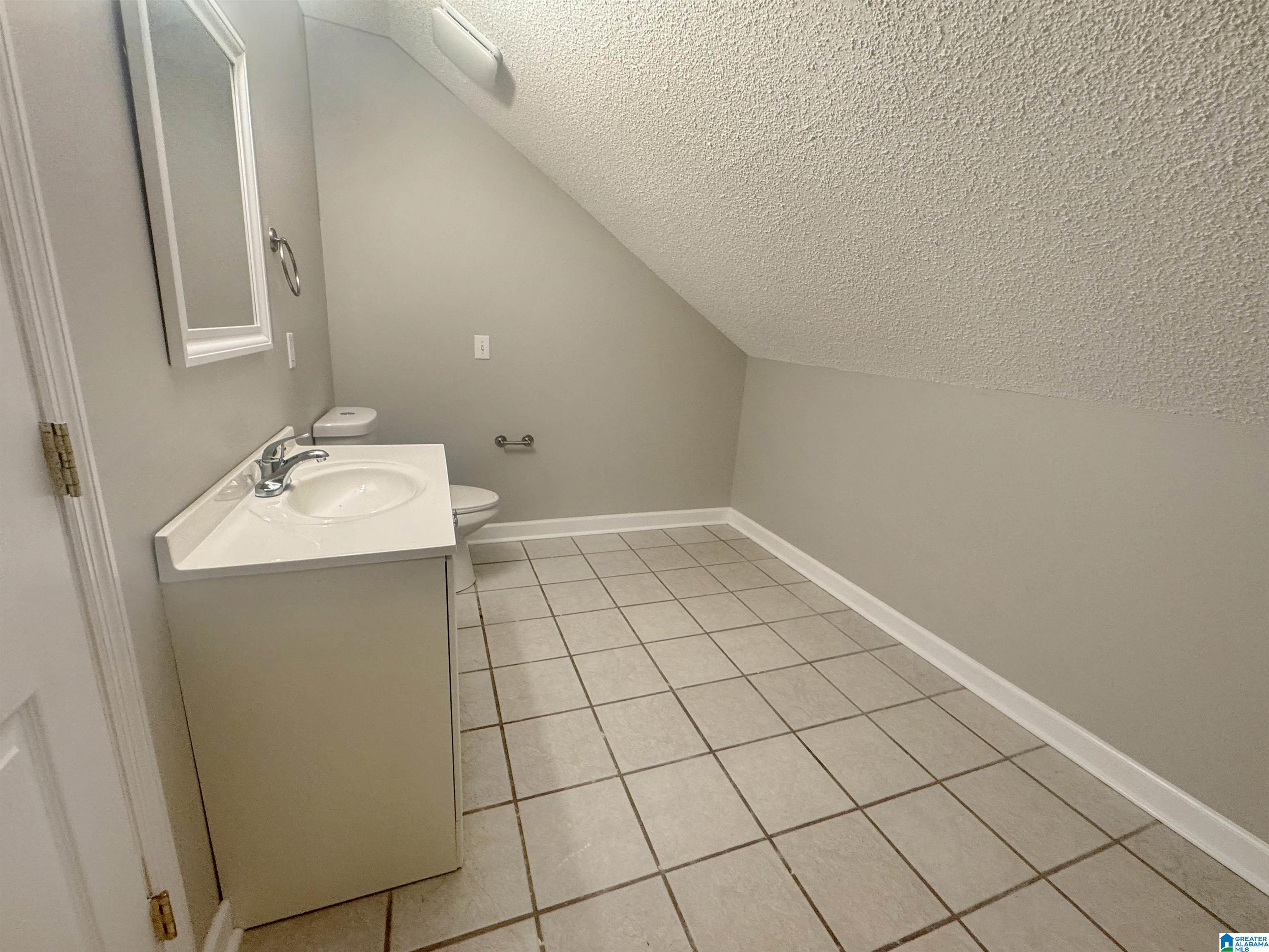 1914 Loop Road Moody, AL 35004 - Photo 36 of 46