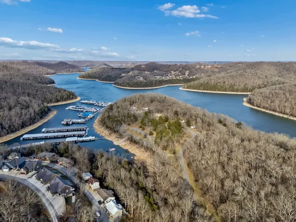 $799,900 | 2332 Casey Cove Road, Smithville, TN 37166