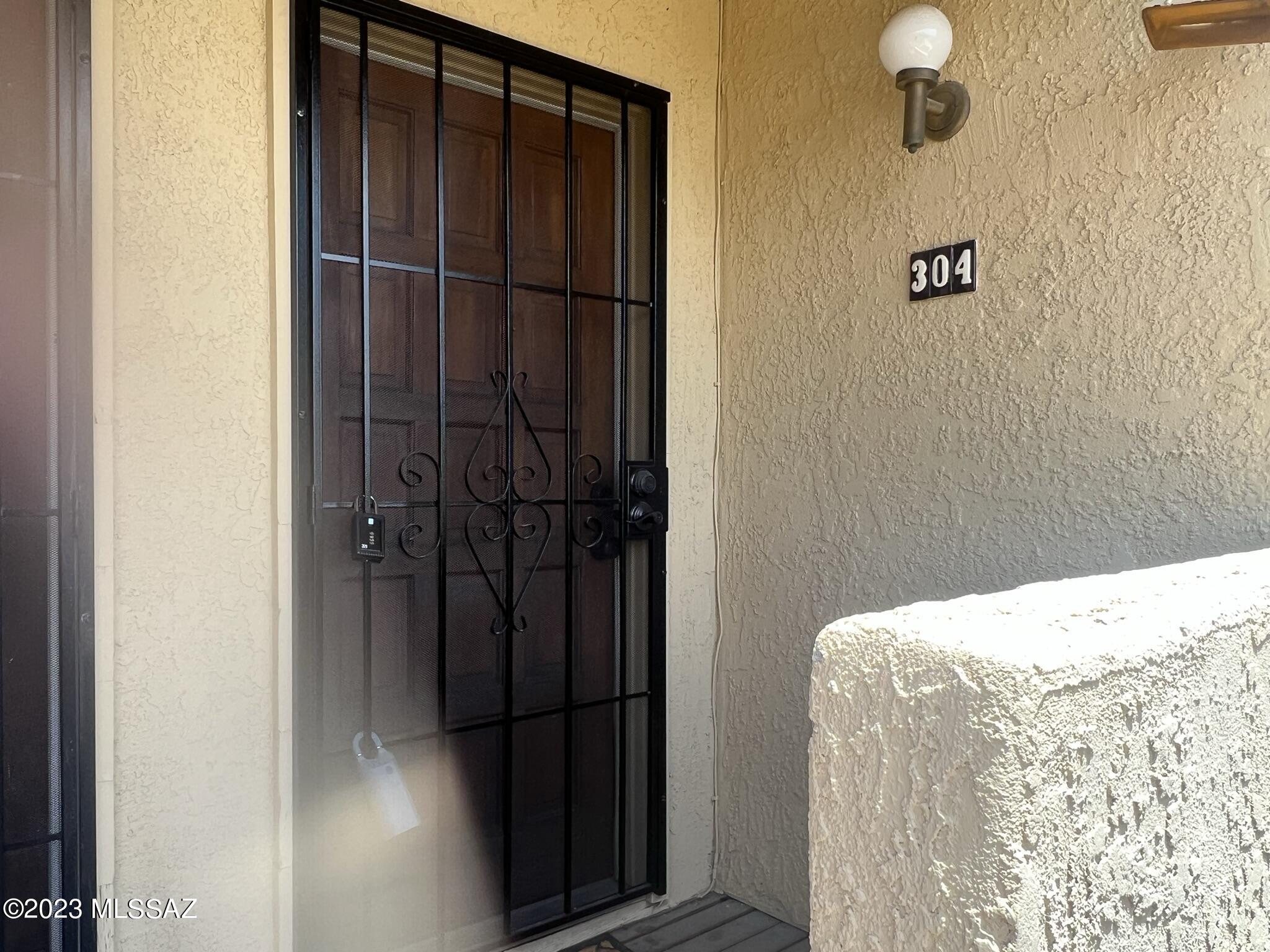 5500 North Valley View Road, Unit 304 Tucson, AZ 85718 - Photo 2 of 12