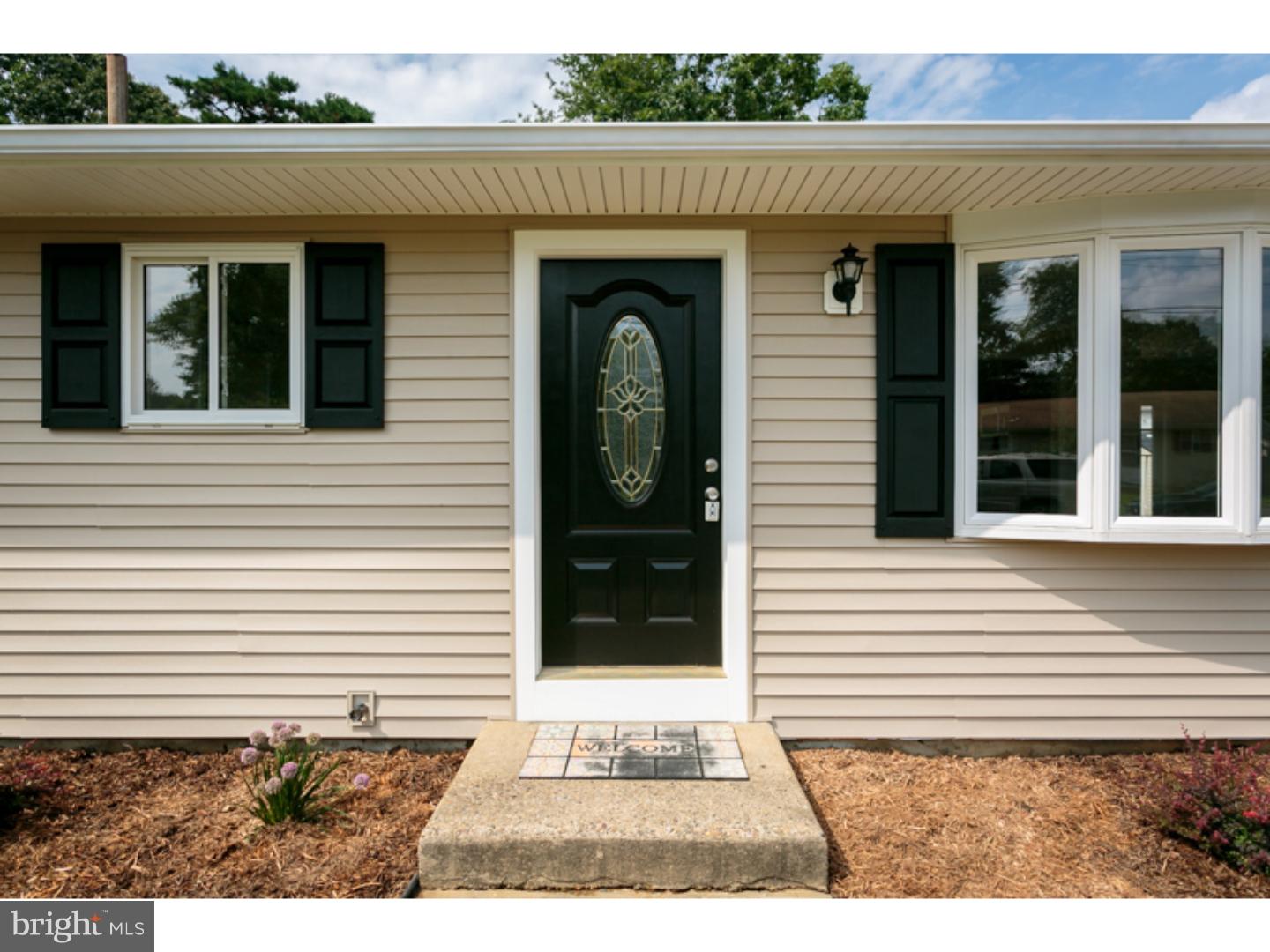 1076 Cranford Road Pine Hill, NJ 08021 - Photo 3 of 21