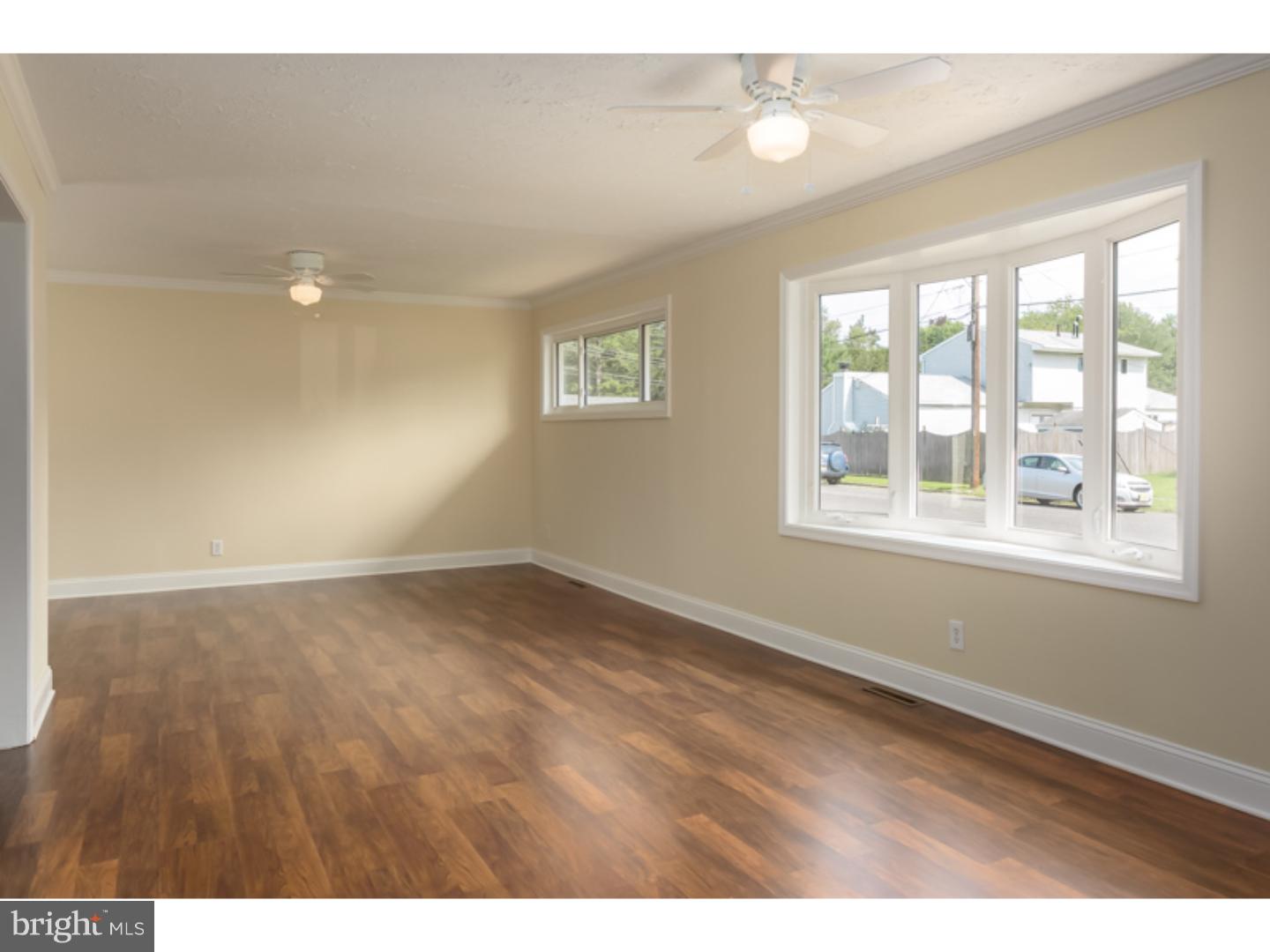 1076 Cranford Road Pine Hill, NJ 08021 - Photo 5 of 21