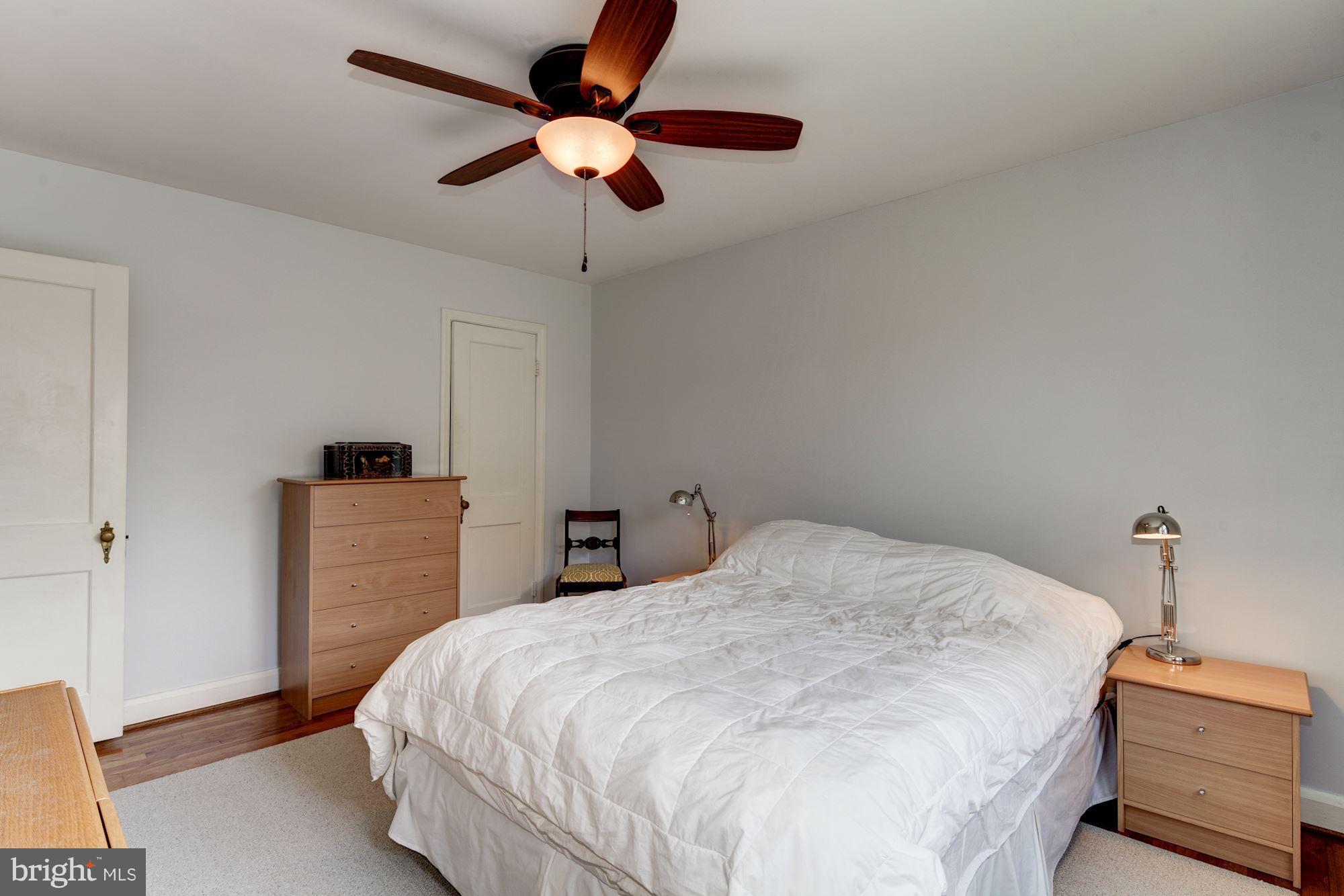 144 Hopkins Road Baltimore, MD 21212 - Photo 17 of 30 Ceiling fan, gorgeous floors.