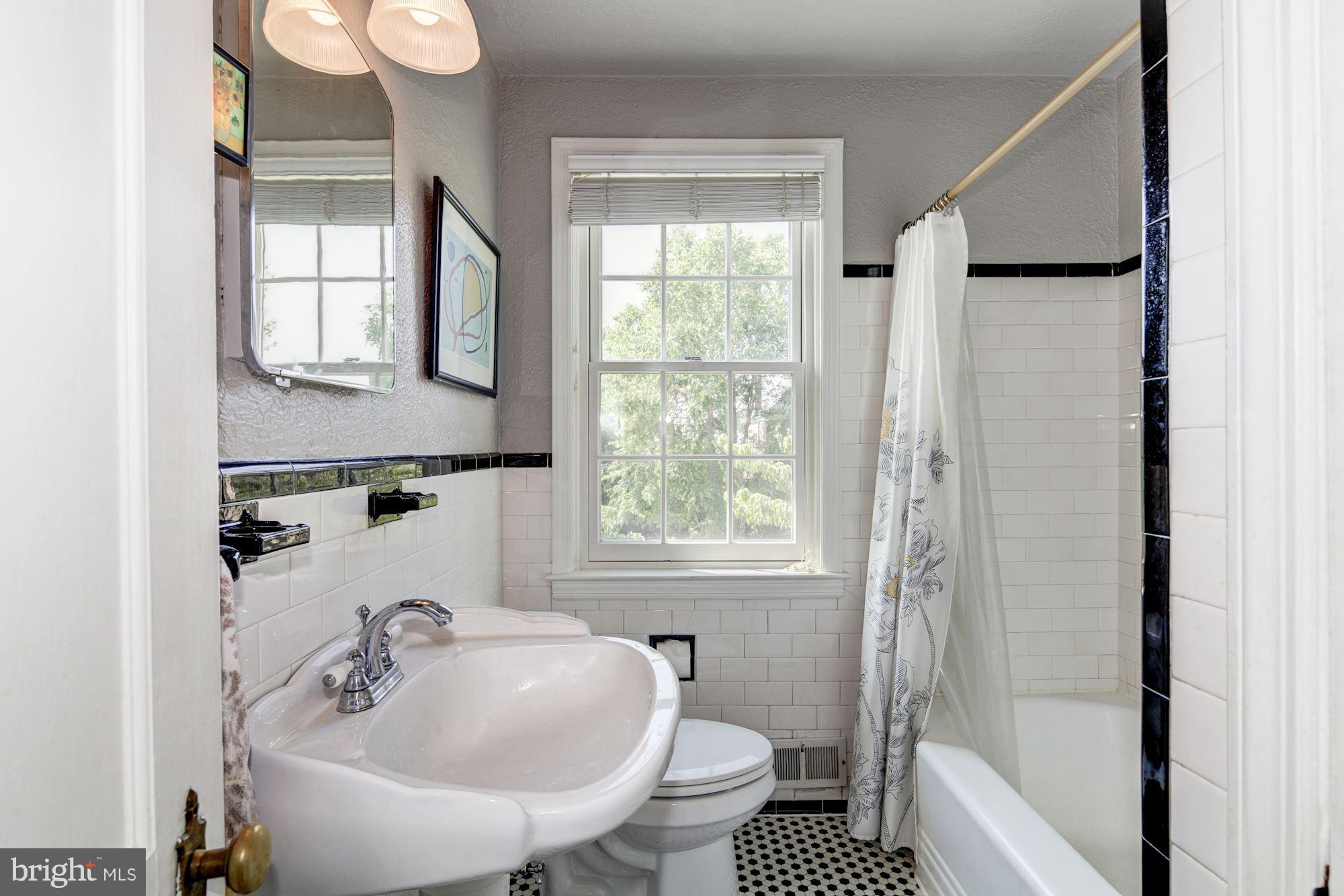 144 Hopkins Road Baltimore, MD 21212 - Photo 21 of 30 Some updates in~hall bath.