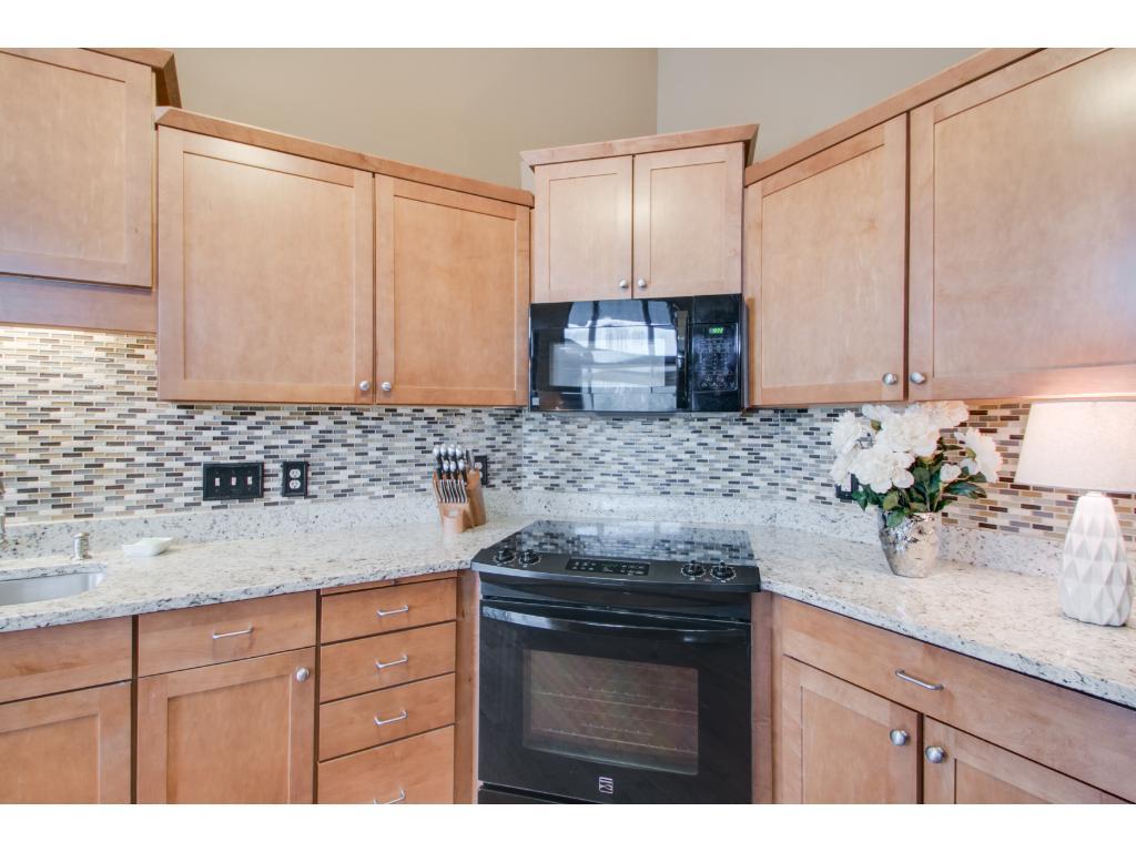 3941 Raspberry Ridge Road Northwest Prior Lake, MN 55372 - Photo 17 of 19 Gallery Image 17