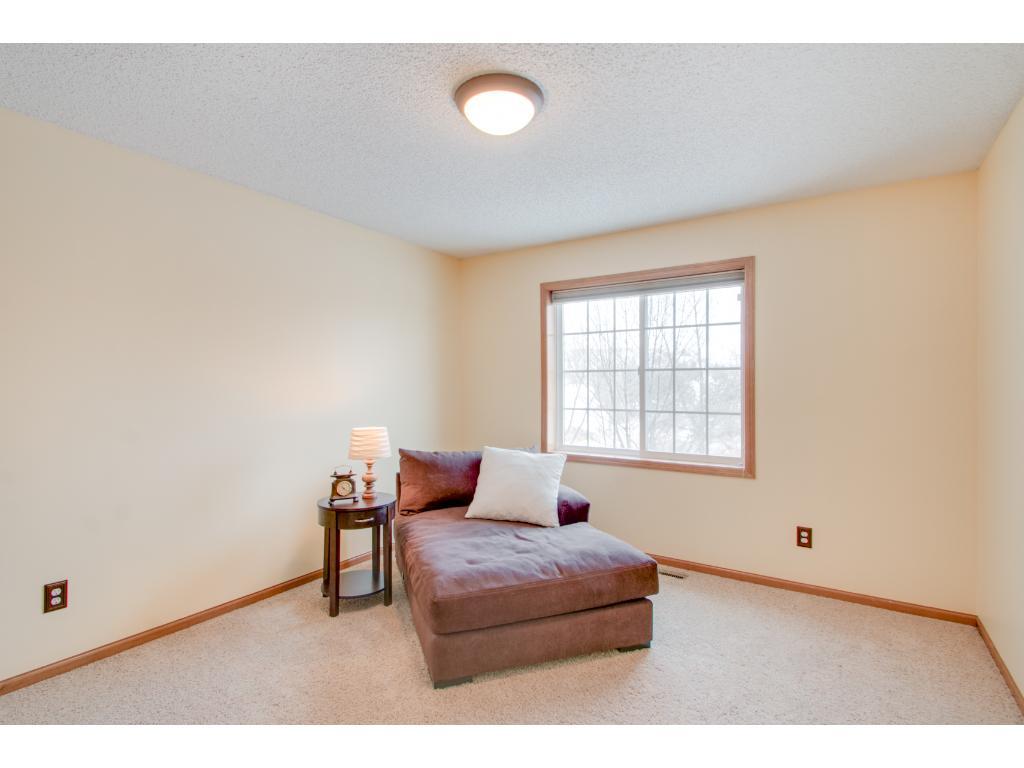 3941 Raspberry Ridge Road Northwest Prior Lake, MN 55372 - Photo 10 of 19 Gallery Image 10