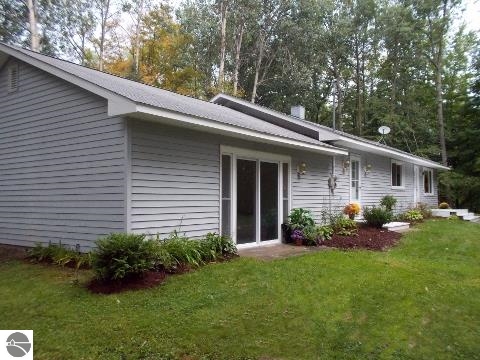 6401 Bensch Road Alger, MI 48610 - Photo 4 of 35 1791231-3.JPG