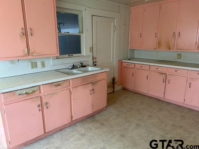 330 West Kilpatrick Street Mineola, TX 75773 - Photo 11 of 19