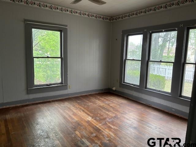 330 West Kilpatrick Street Mineola, TX 75773 - Photo 9 of 19