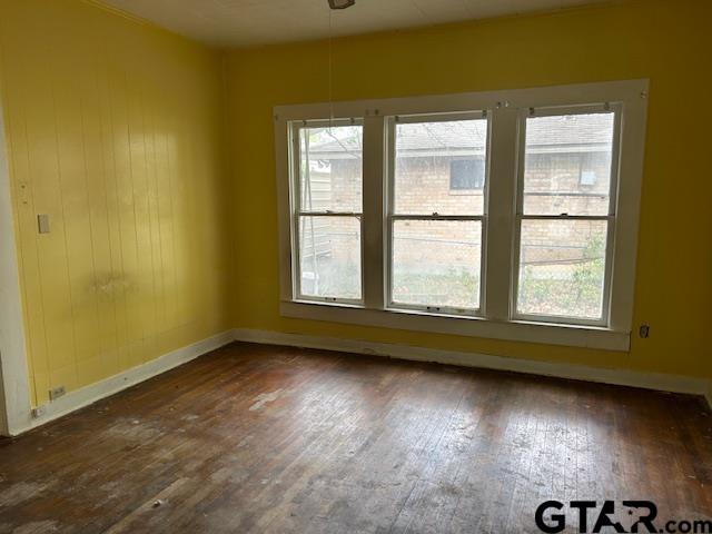 330 West Kilpatrick Street Mineola, TX 75773 - Photo 10 of 19