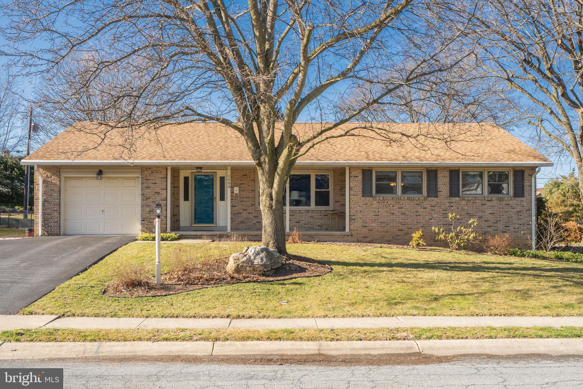 1604 Sherwood Road Reading, PA 19610 - Photo 2 of 50