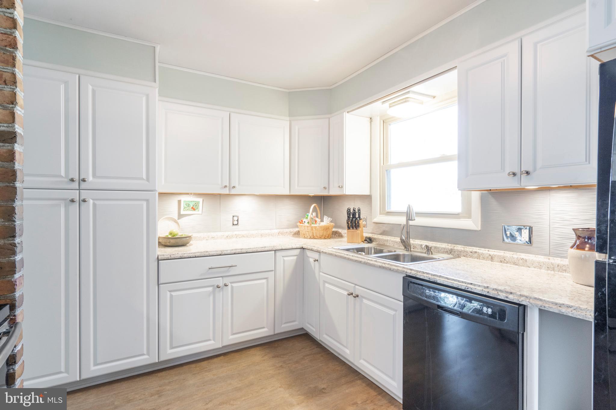 1604 Sherwood Road Reading, PA 19610 - Photo 14 of 50
