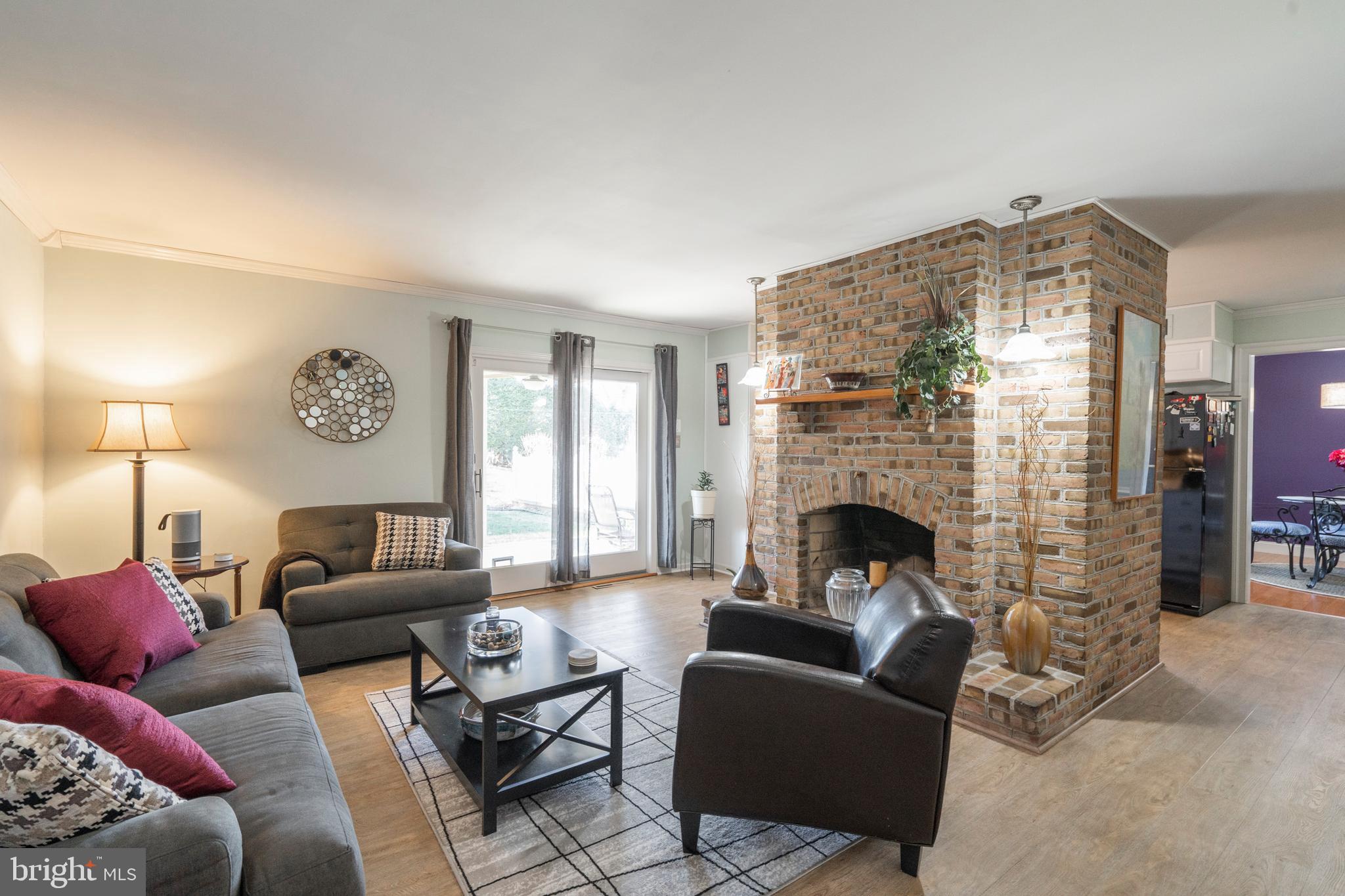 1604 Sherwood Road Reading, PA 19610 - Photo 20 of 50 Family Room