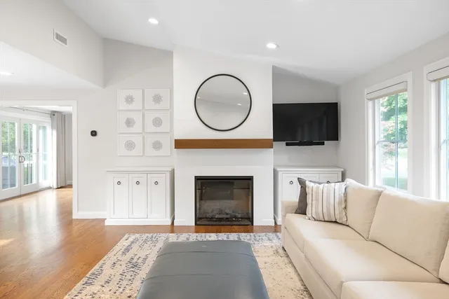 $1,450,000 | 22 Fox Hill Drive, Natick, MA 01760