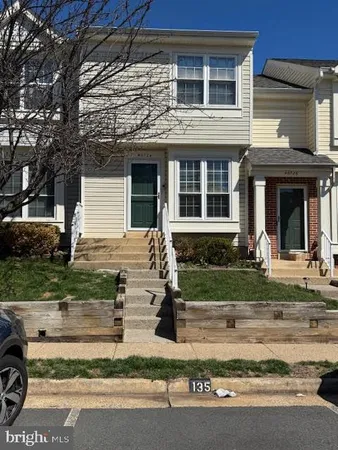 $425,000 | 46724 Summit Terrace, Sterling, VA 20164