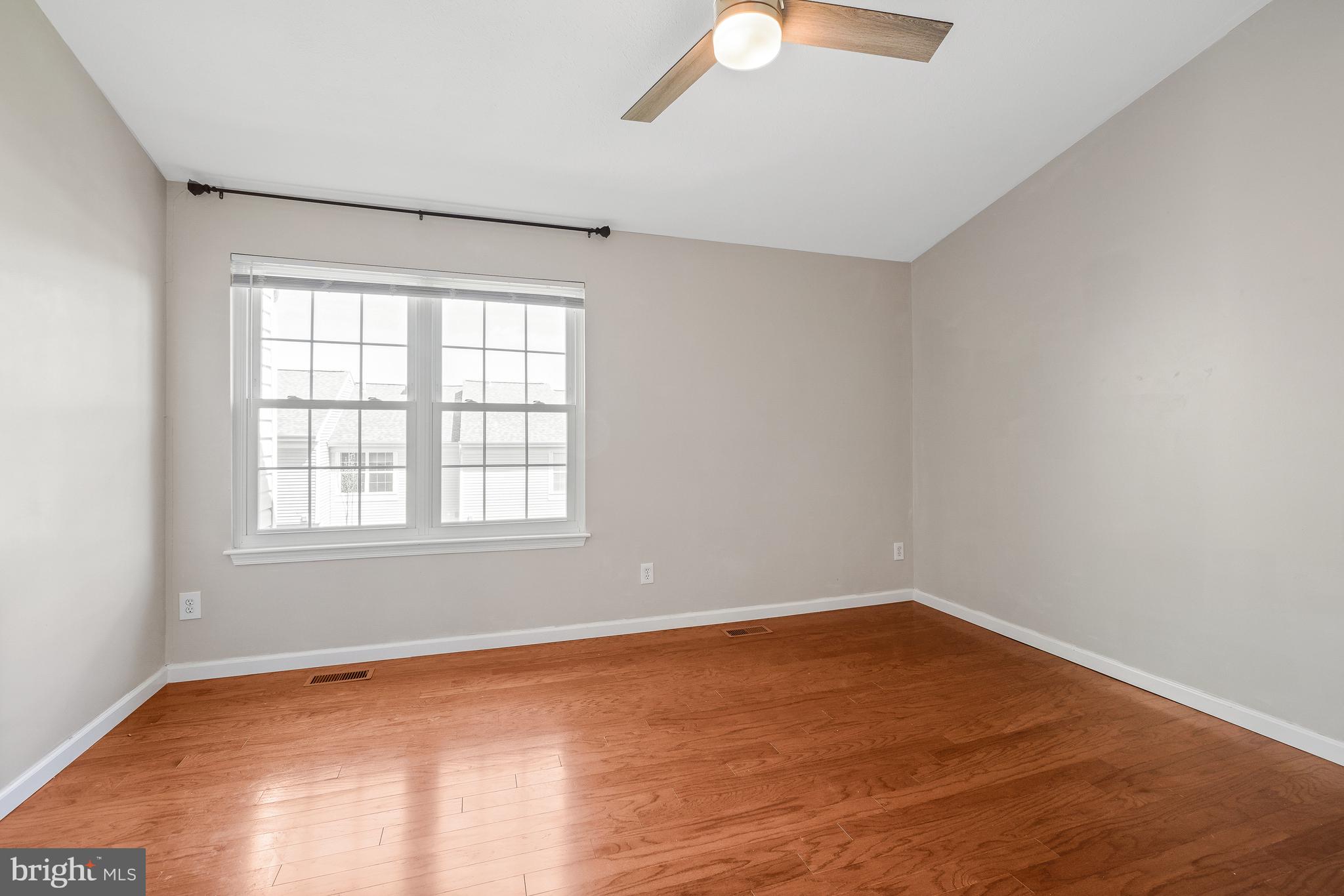 46724 Summit Terrace Sterling, VA 20164 - Photo 18 of 28 Primary Bedroom with ceiling fan