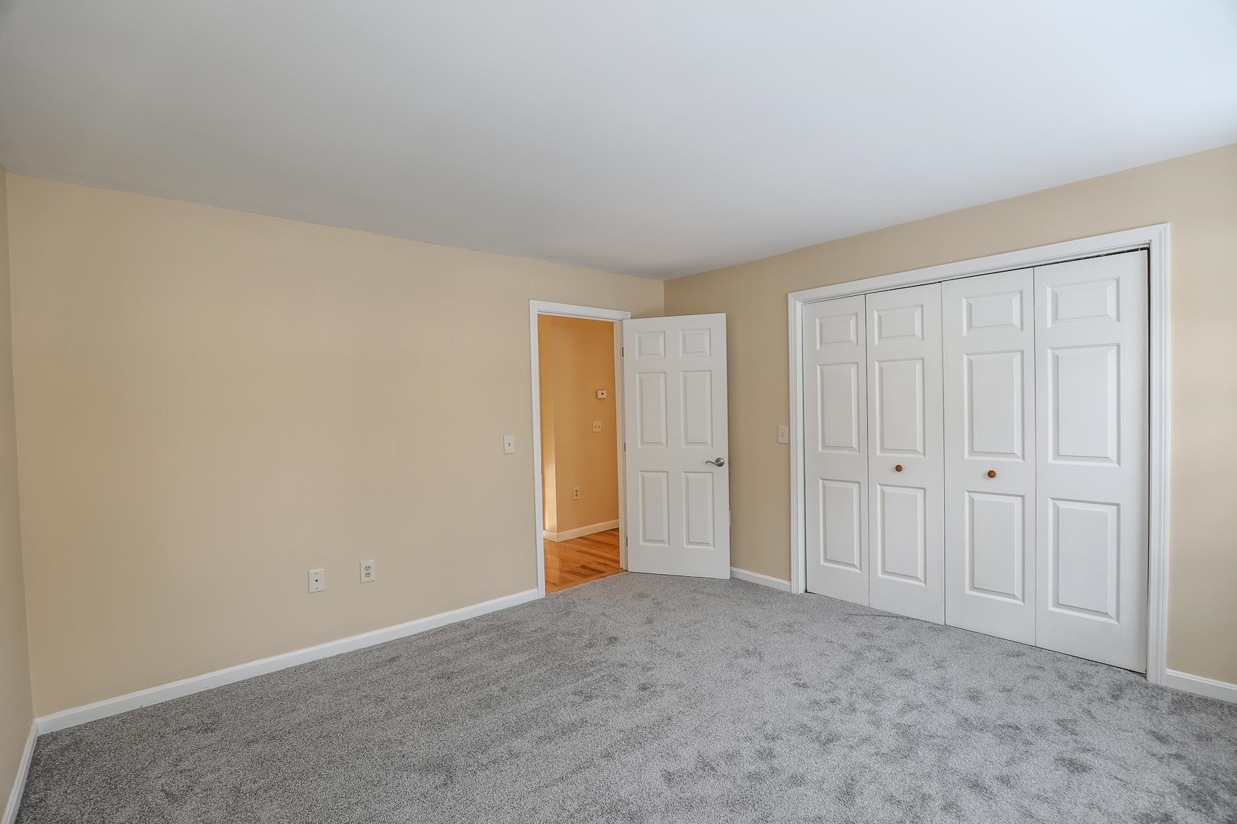 1465 Hooksett Road, Unit 200 Hooksett, NH 03106 - Photo 5 of 37