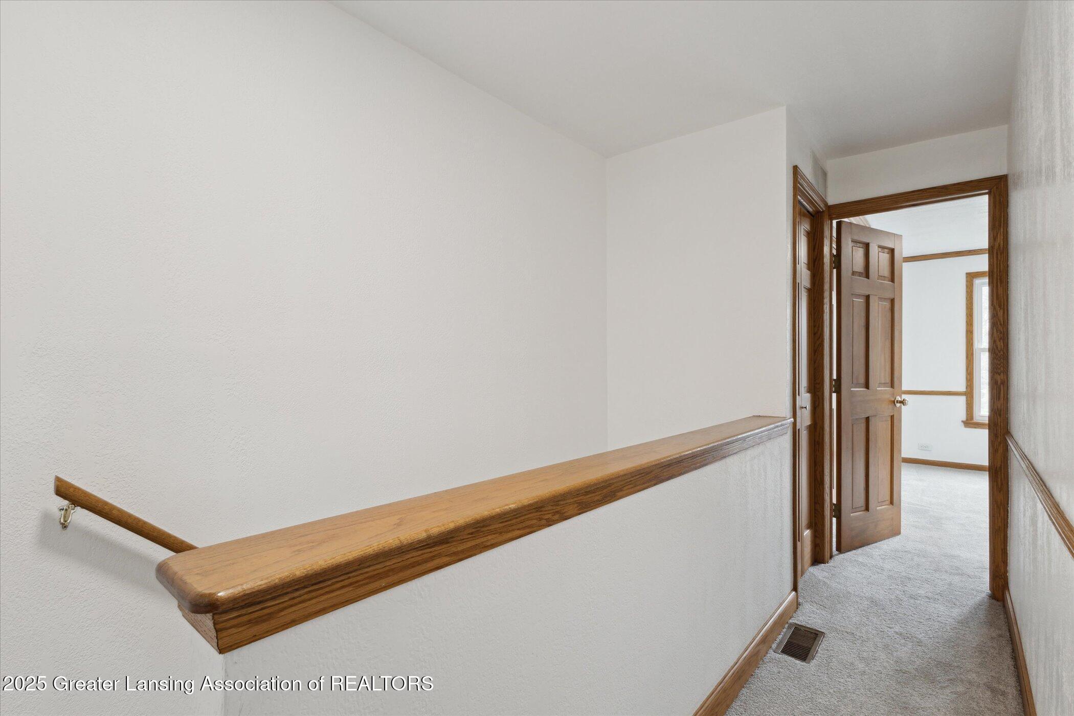 1055 Maynard Road Portland, MI 48875 - Photo 18 of 35 22-1055-Maynard-Rd-Portland-MI-48875-Win