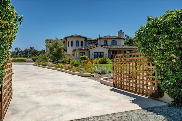 $4,595,000 | 4950 Davenport Creek Road, San Luis Obispo, CA 93401