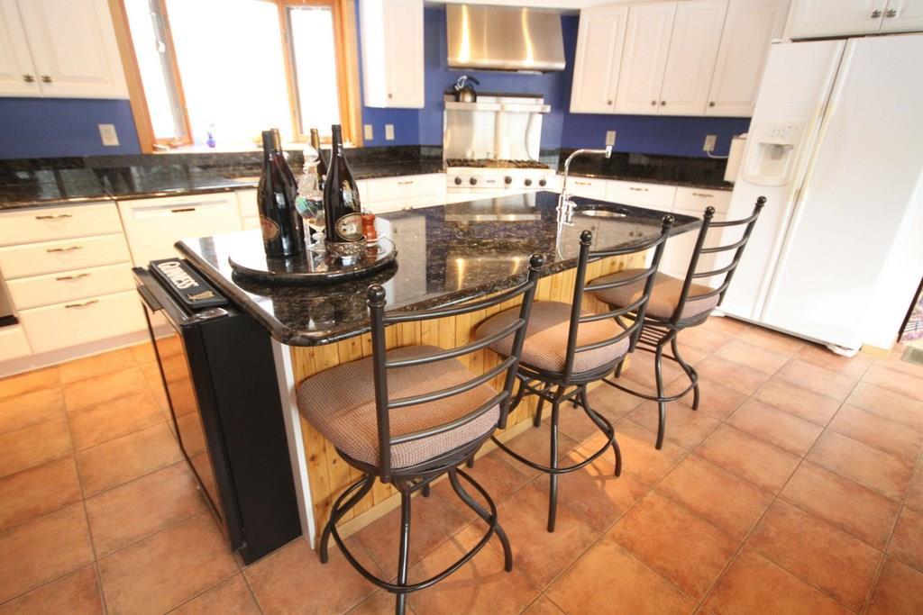 367 Mills Road Kennebunkport, ME 04046 - Photo 5 of 29 Kitchen Island