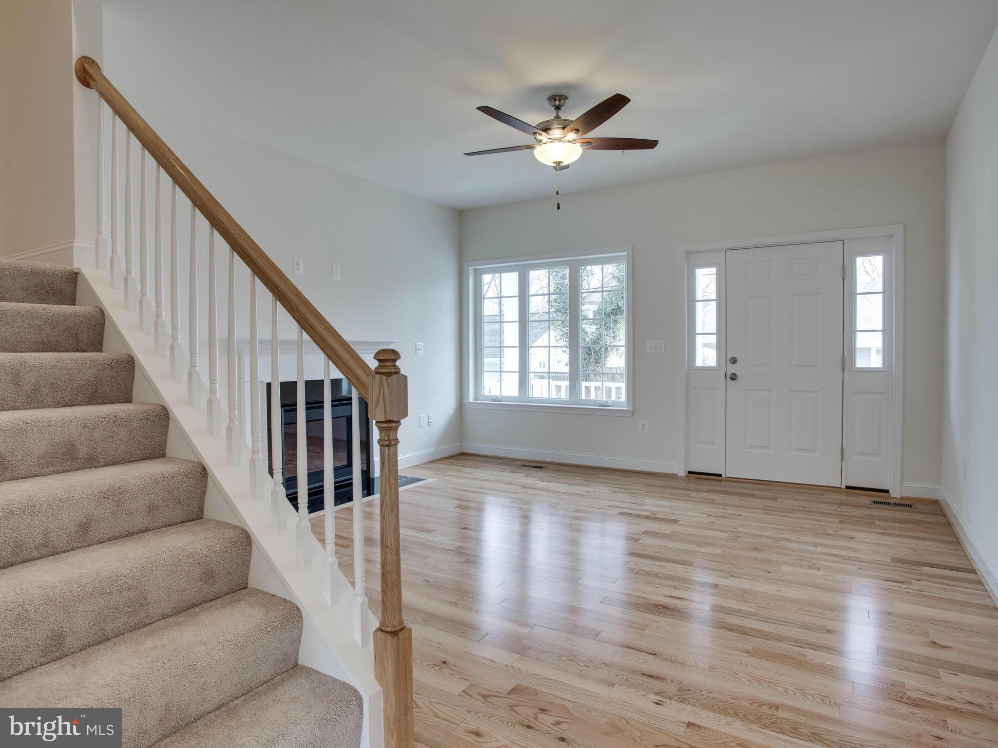 17 Butternut Road Riva, MD 21140 - Photo 6 of 30 Living Room