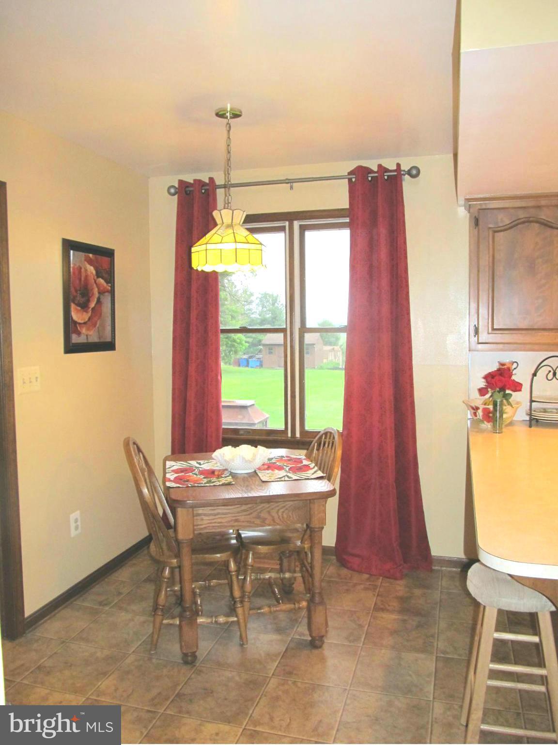 4839 Bushey Road Sykesville, MD 21784 - Photo 13 of 30 Breakfast nook