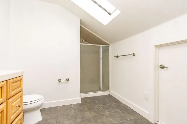 $699,900 | 737 East Main Street, Turlock, CA 95380