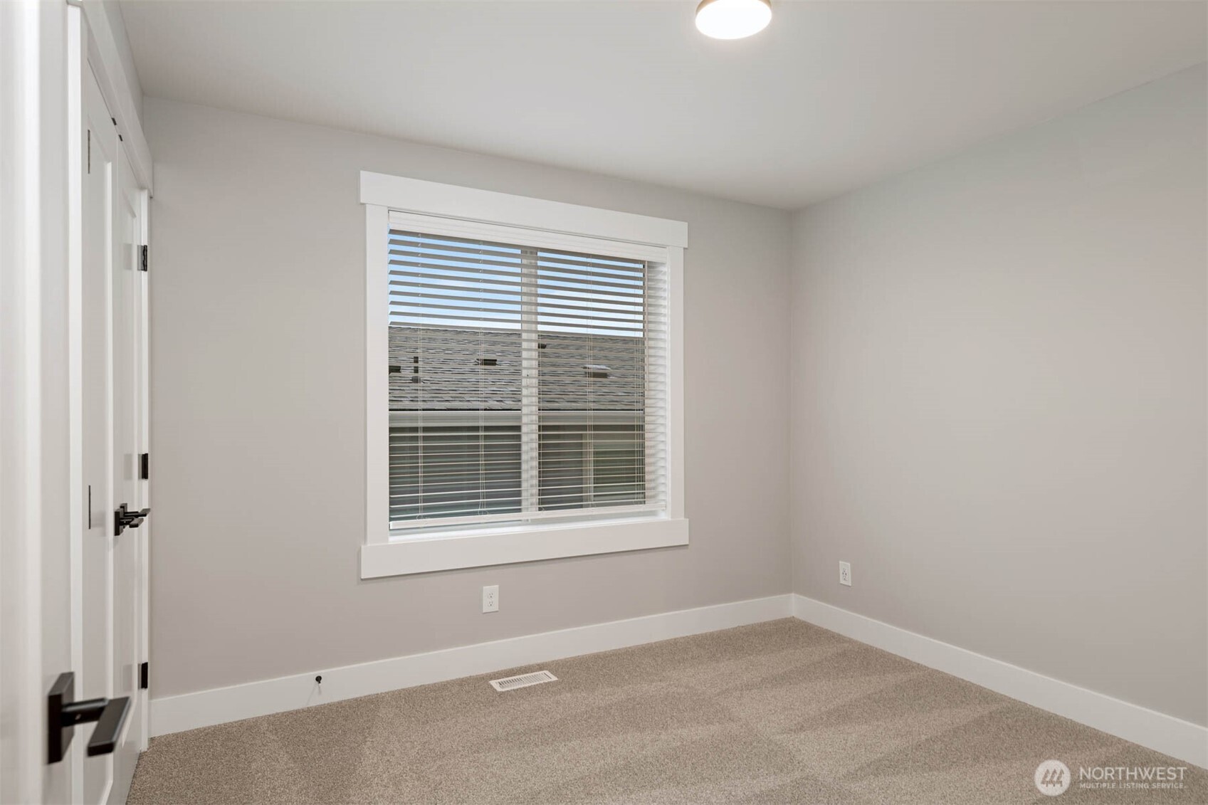 13030 75th Place South Seattle, WA 98178 - Photo 14 of 27 an empty room with a window