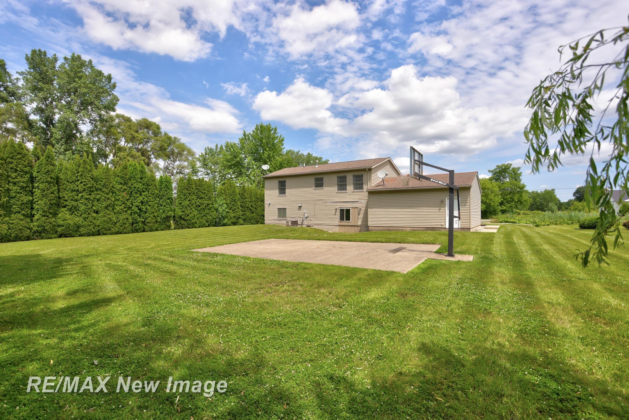 3535 Hermansau Road Saginaw, MI 48603 - Photo 41 of 44 50179860-30b43255-82a2-49d6-a29e-7e95bff2e959.JPG