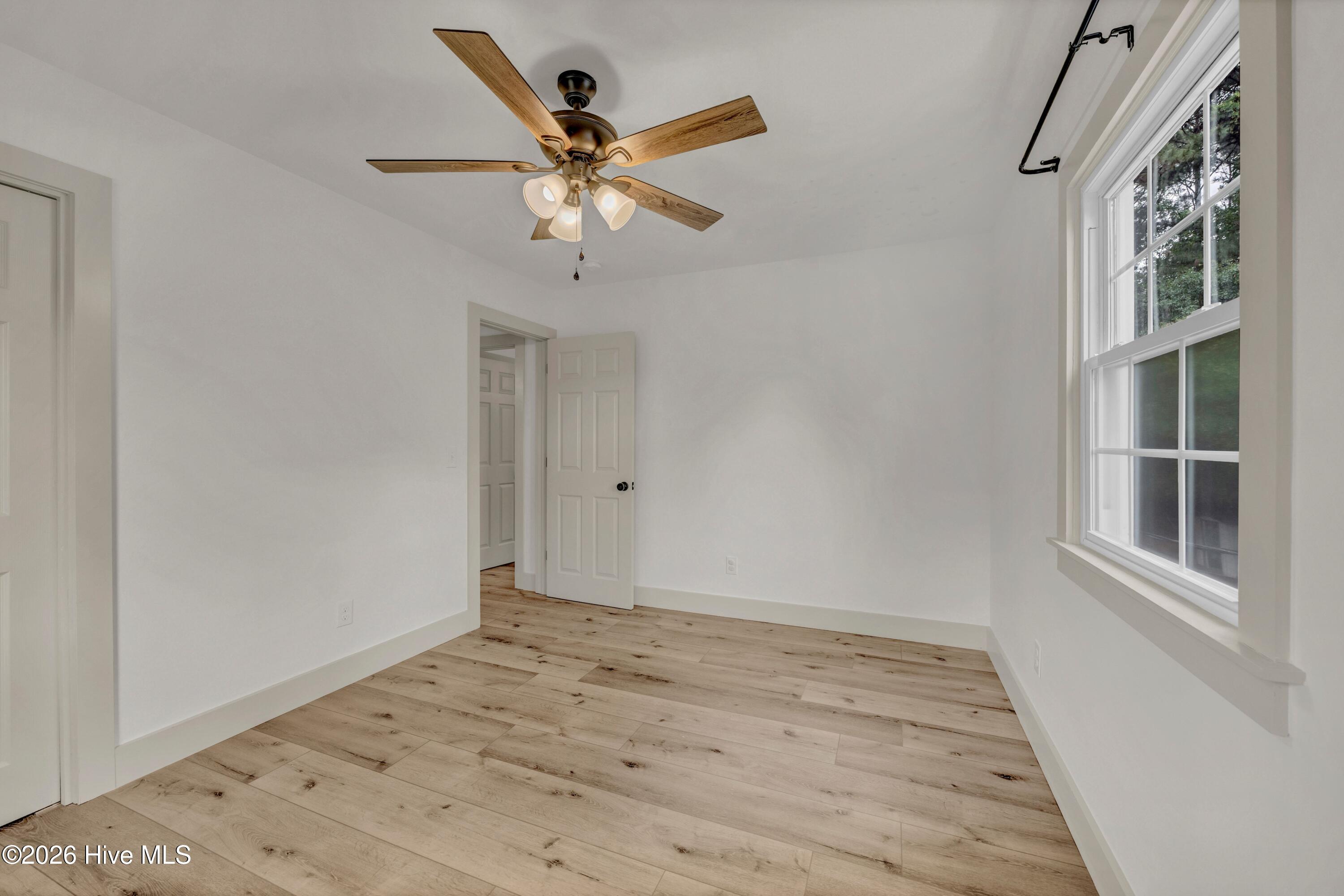 308 North Hampton Road Wilmington, NC 28409 - Photo 19 of 26 019_img_5741_484
