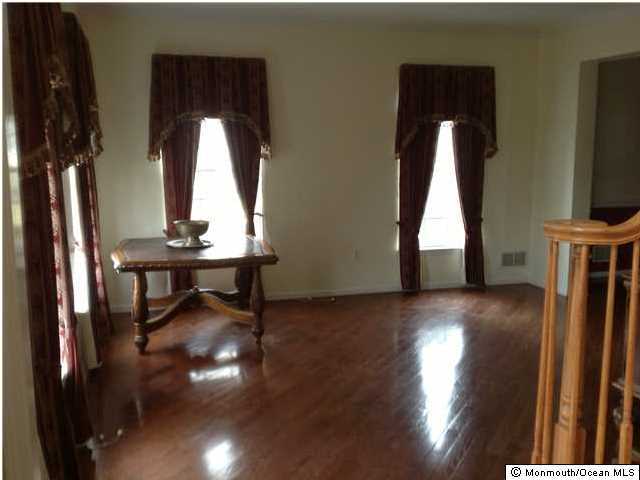 139 Pin Oak Road Freehold, NJ 07728 - Photo 4 of 11 Additional Photo