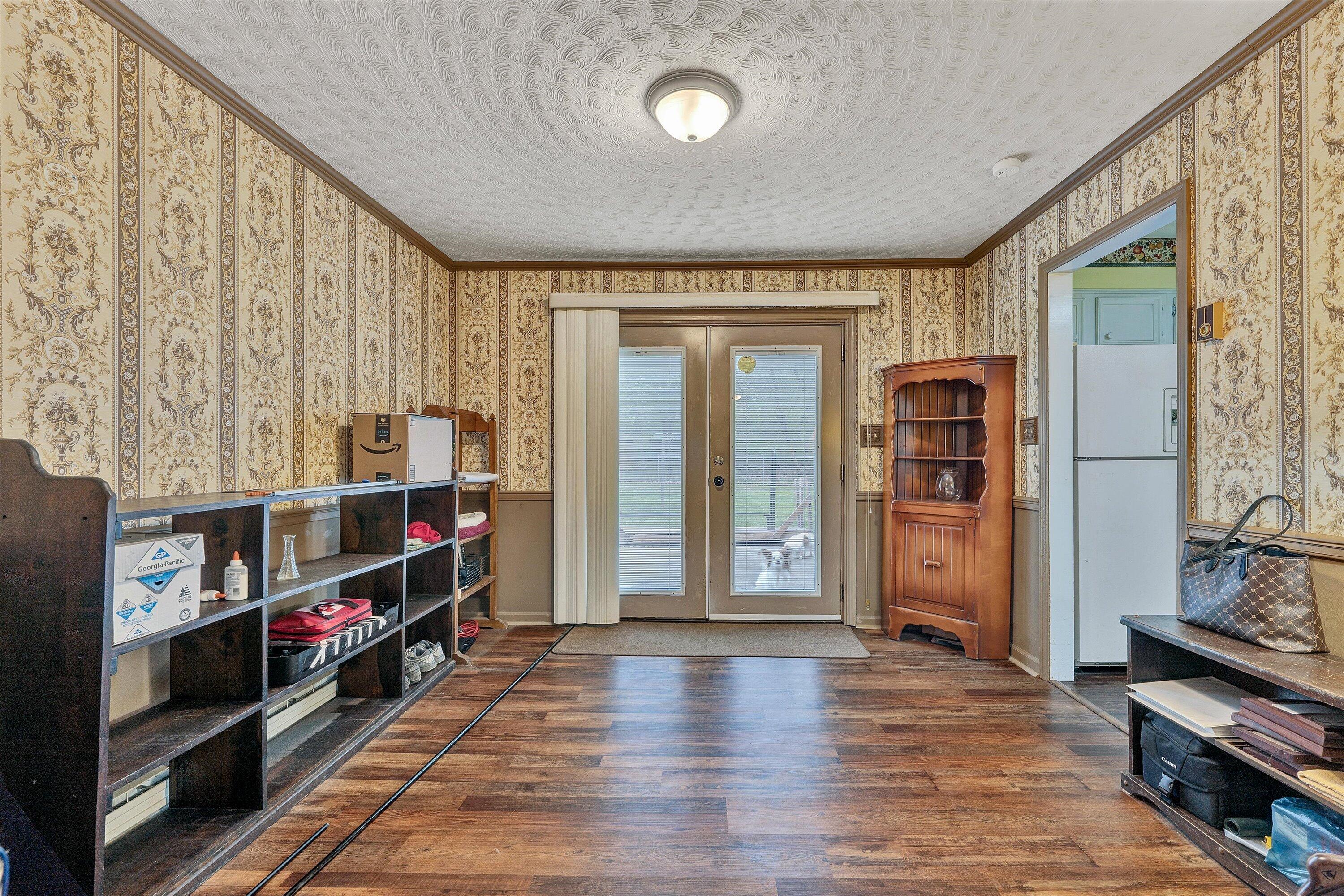 124 Stratford Drive Blue Ridge, VA 24064 - Photo 13 of 32 13-SGP-04078