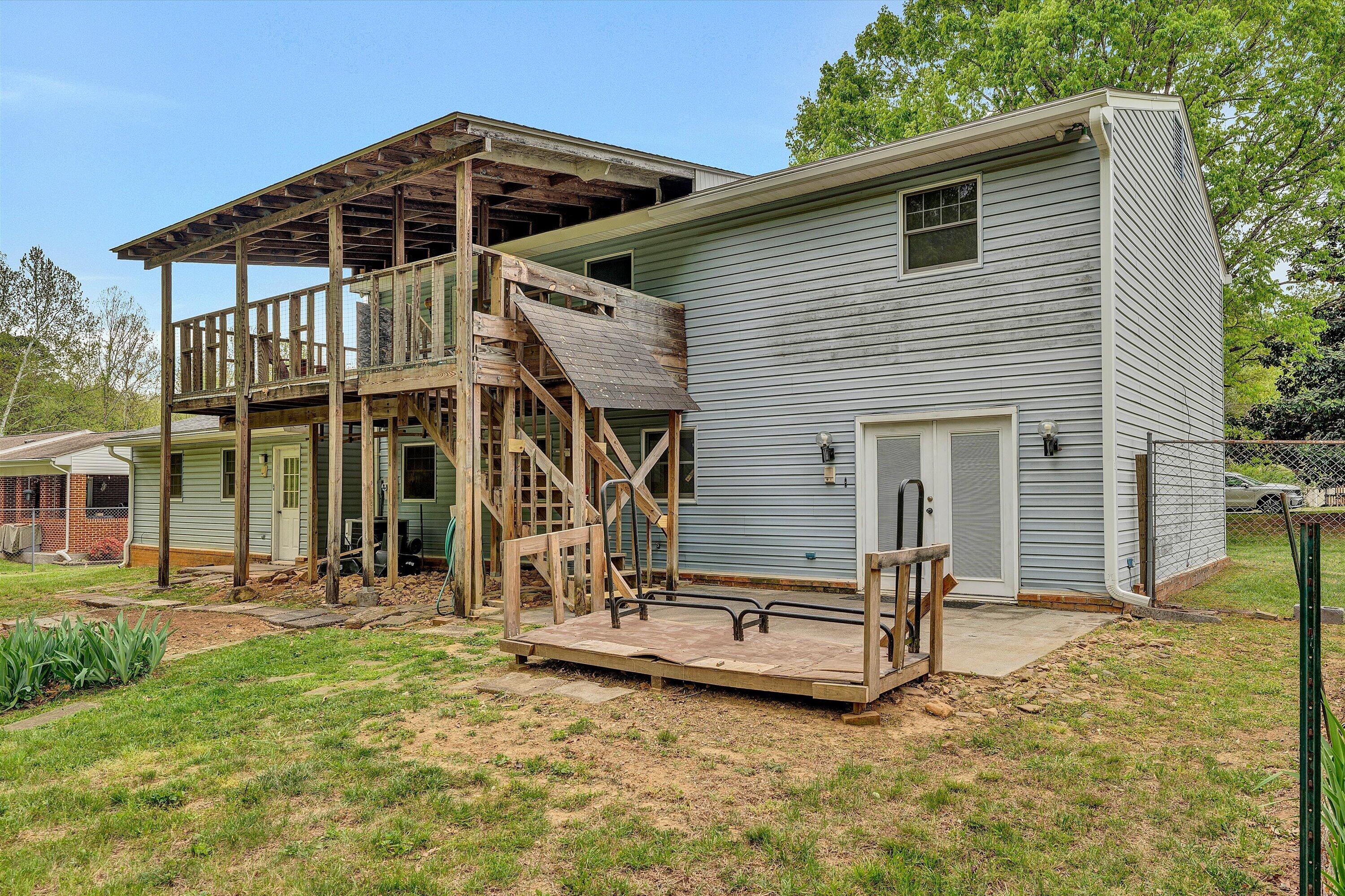 124 Stratford Drive Blue Ridge, VA 24064 - Photo 21 of 32 21-SGP-04126