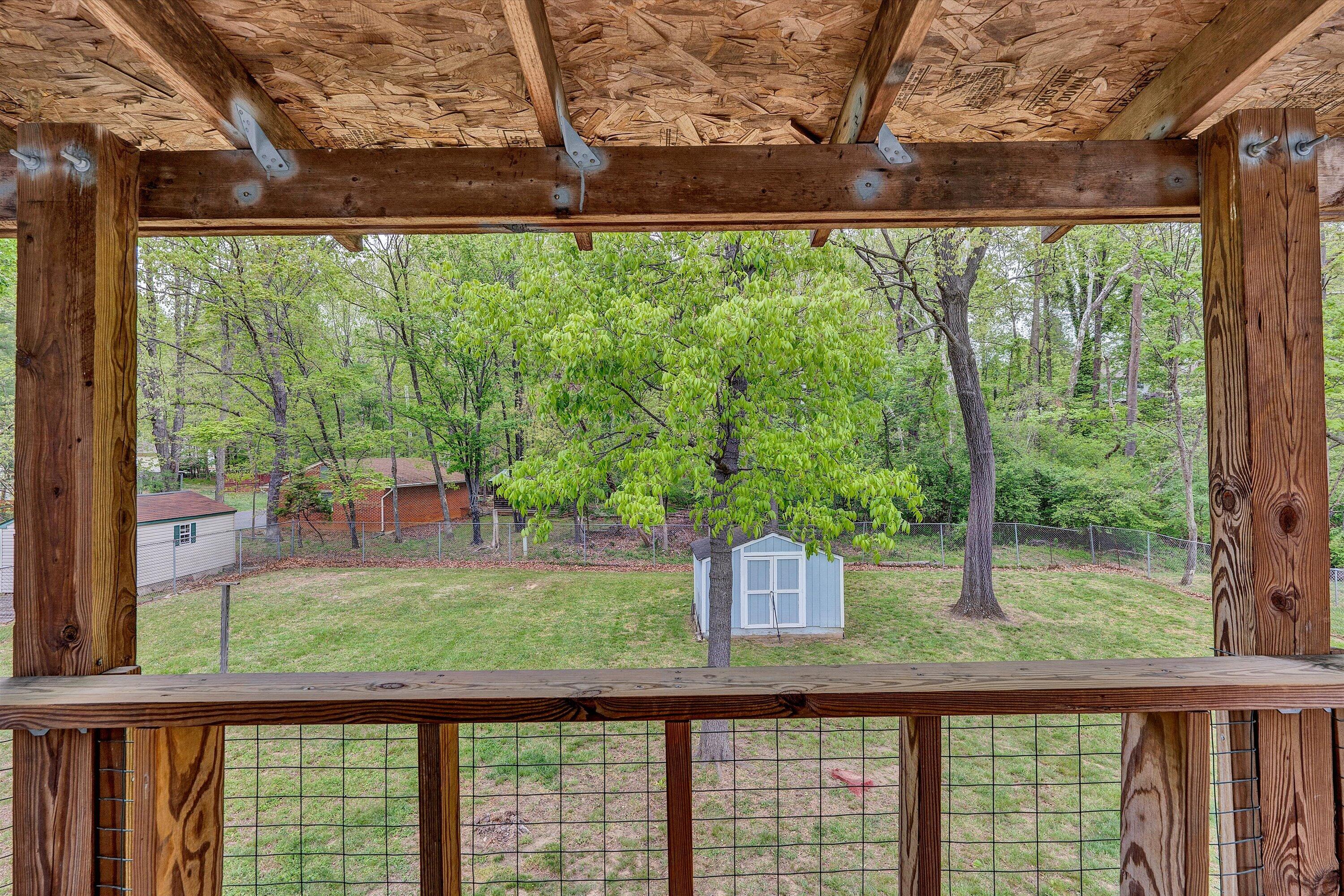 124 Stratford Drive Blue Ridge, VA 24064 - Photo 24 of 32 24-SGP-04153