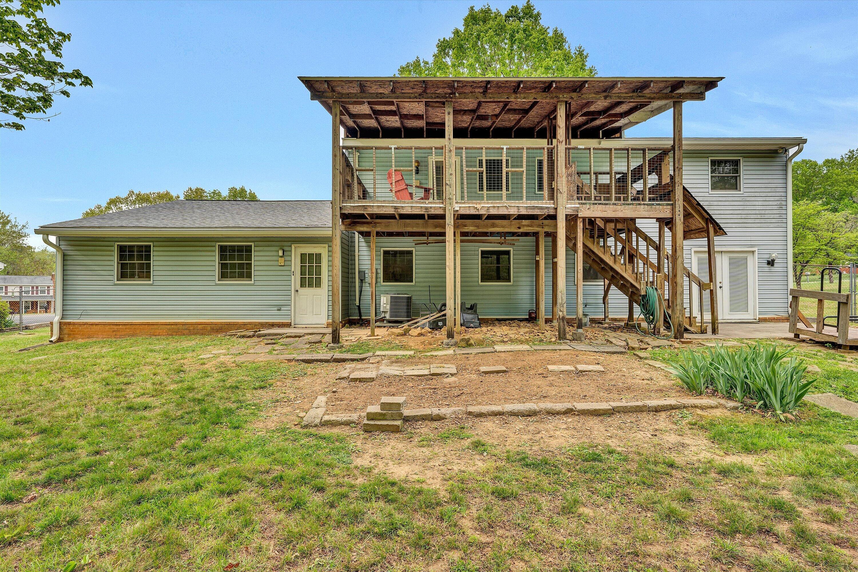 124 Stratford Drive Blue Ridge, VA 24064 - Photo 27 of 32 27-SGP-04129