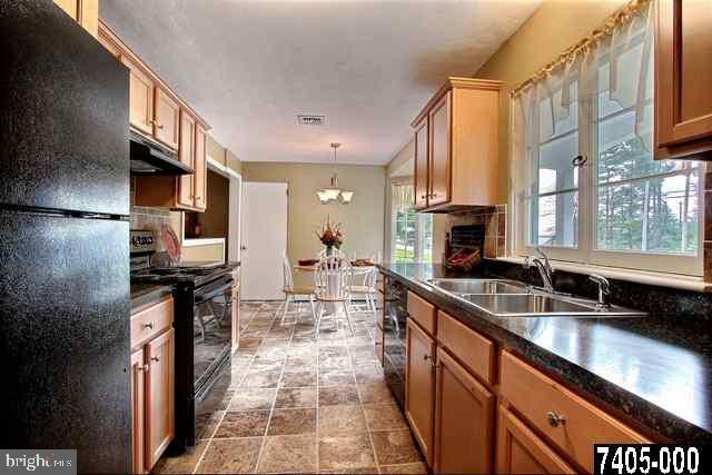 4575 East Prospect Road York, PA 17406 - Photo 5 of 25 Gallery Image 5