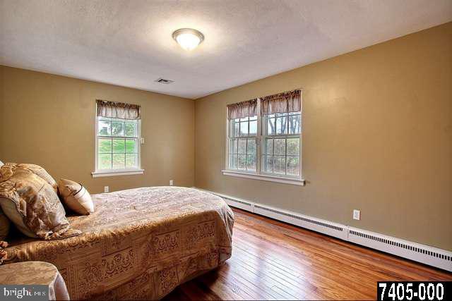 4575 East Prospect Road York, PA 17406 - Photo 9 of 25 Gallery Image 9