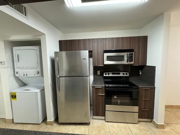 $2,150 | 15751 Southwest 106th Terrace, Unit 102, Miami, FL 33196
