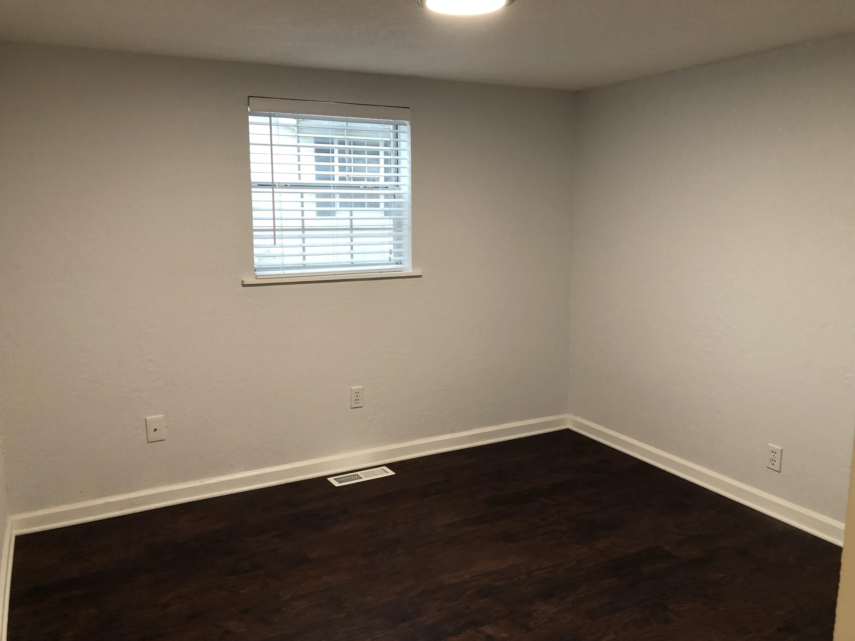 493 West Outer Drive Oak Ridge, TN 37830 - Photo 21 of 28 Bedroom 2