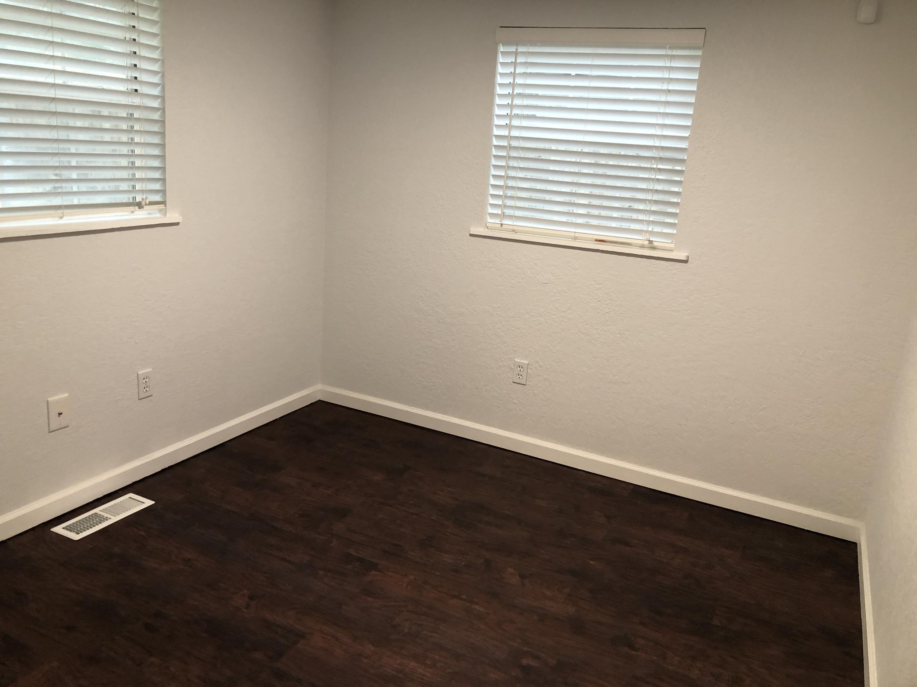 493 West Outer Drive Oak Ridge, TN 37830 - Photo 22 of 28 Bedroom 3